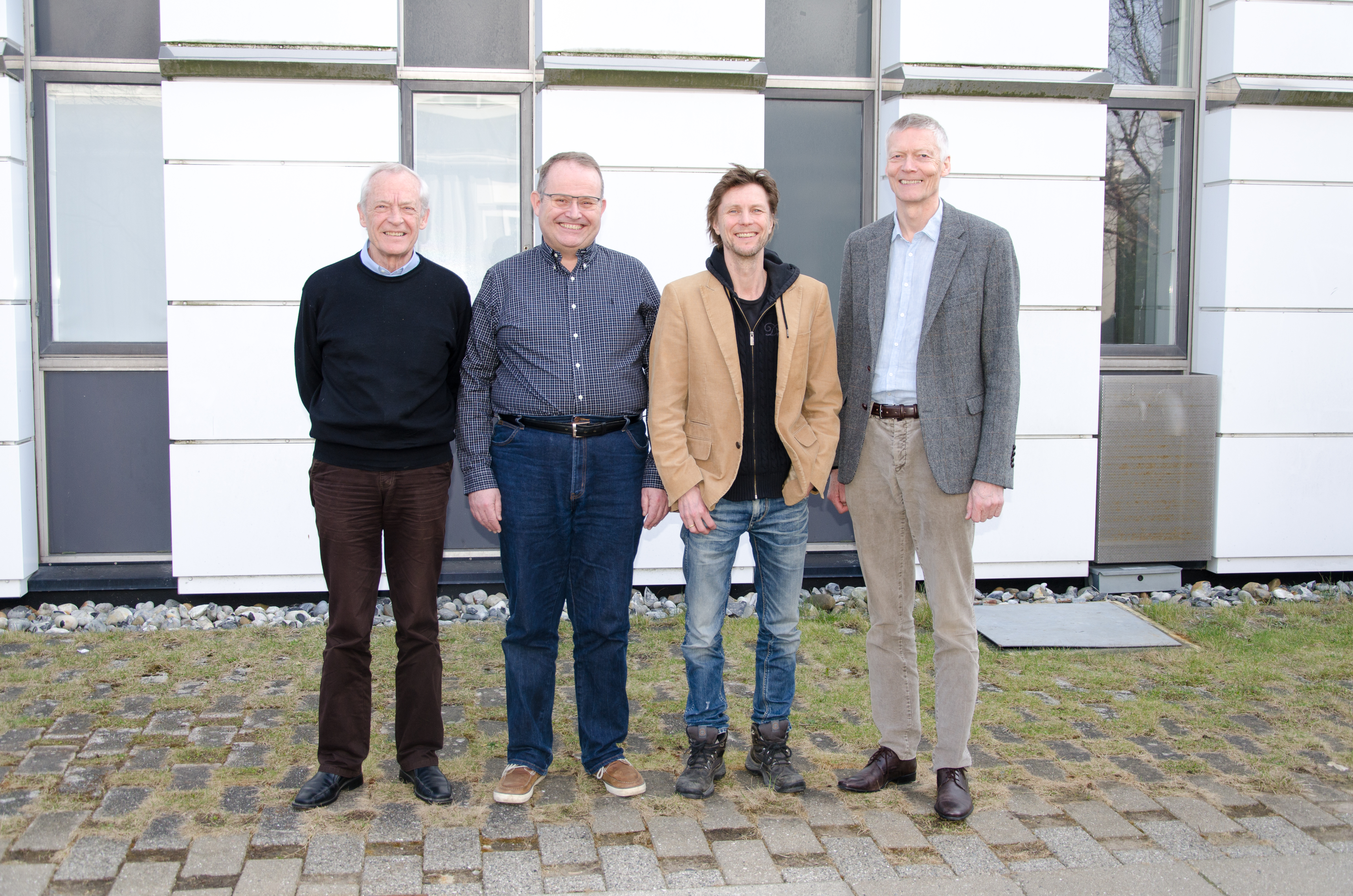 Projektets officielle navn er "Lundbeckfondens Initiativ for Integreret Psykiatrisk Forskning", forkortet ”iPSYCH” er et nationalt projekt forankret på Aarhus Universitet i samarbejde med Københavns Universitet, Region Midtjylland og Region Hovedsta