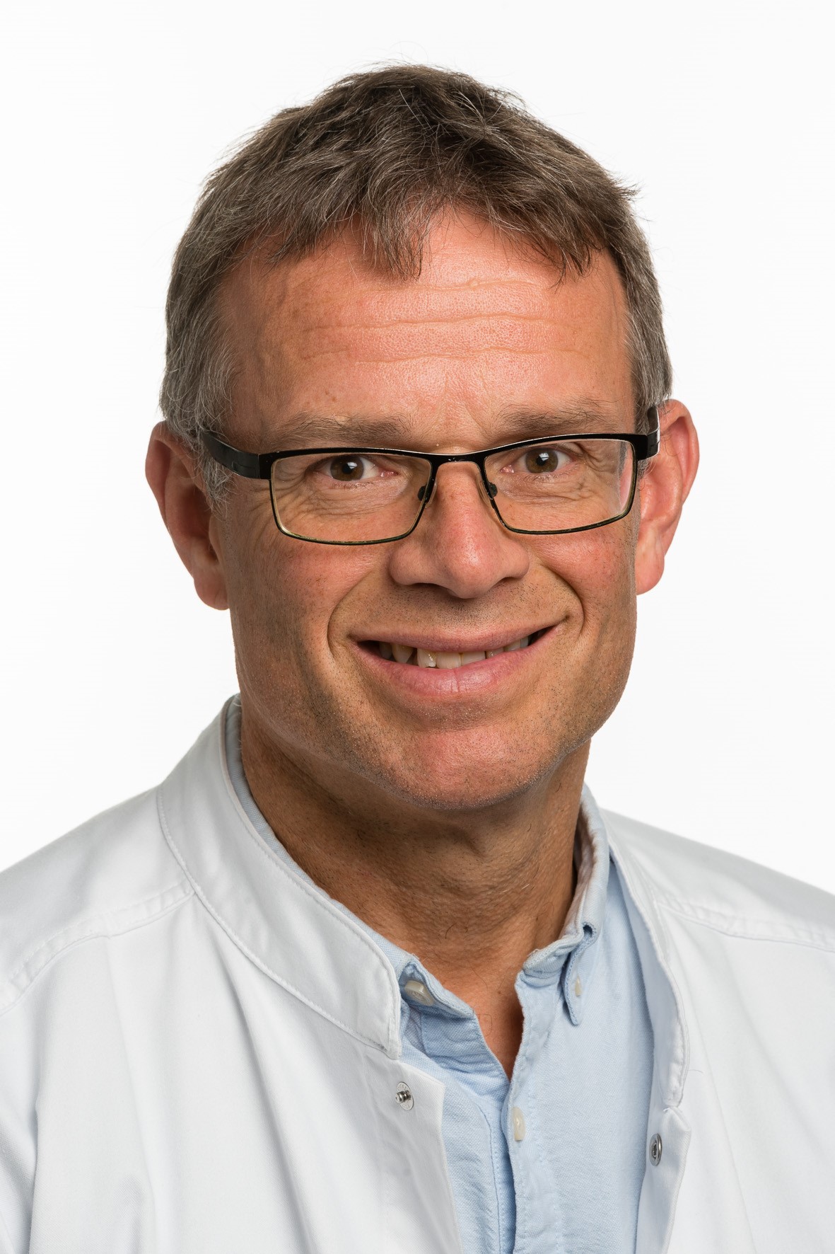 Martin Lind er ny klinisk lærestolsprofessor på Institut for Klinisk Medicin, hvor han har specialiseret sig inden for ortopædkirurgi og idrætstraumatologi. Foto:Michael Harder.